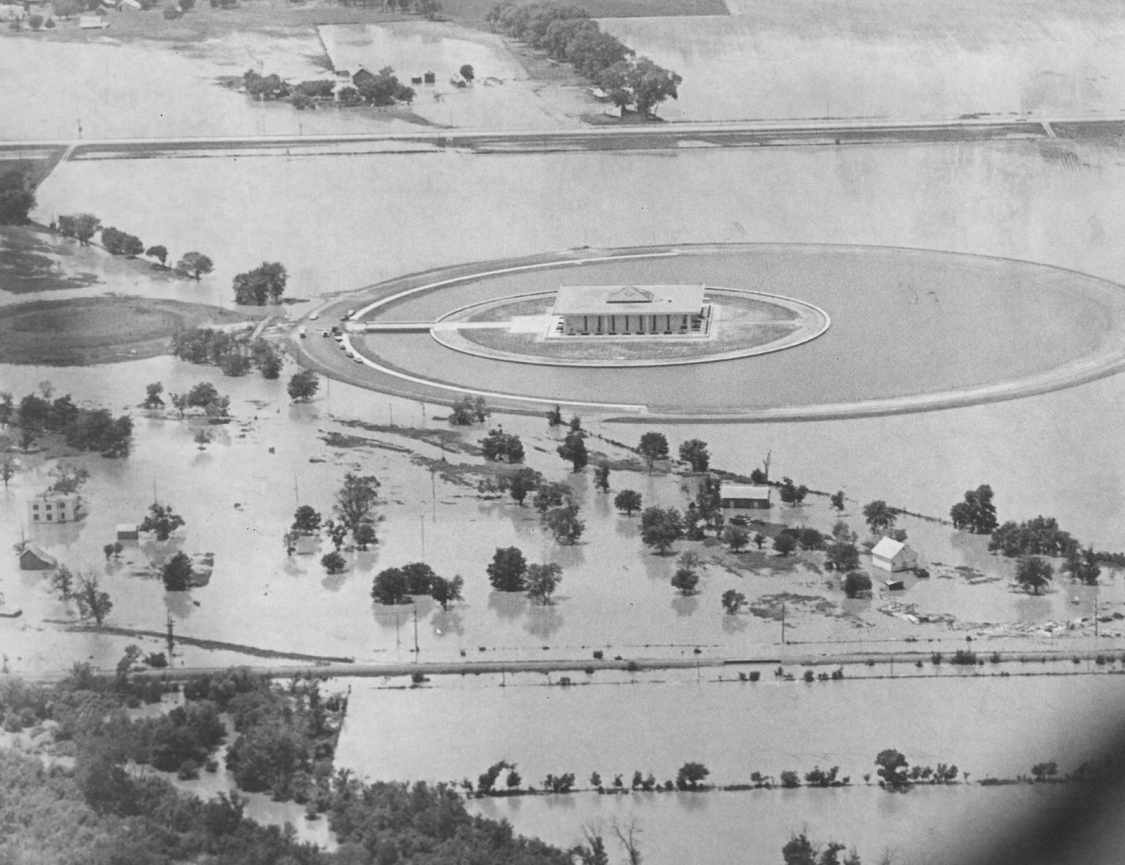 Floodwaters surround Stuhr Museum